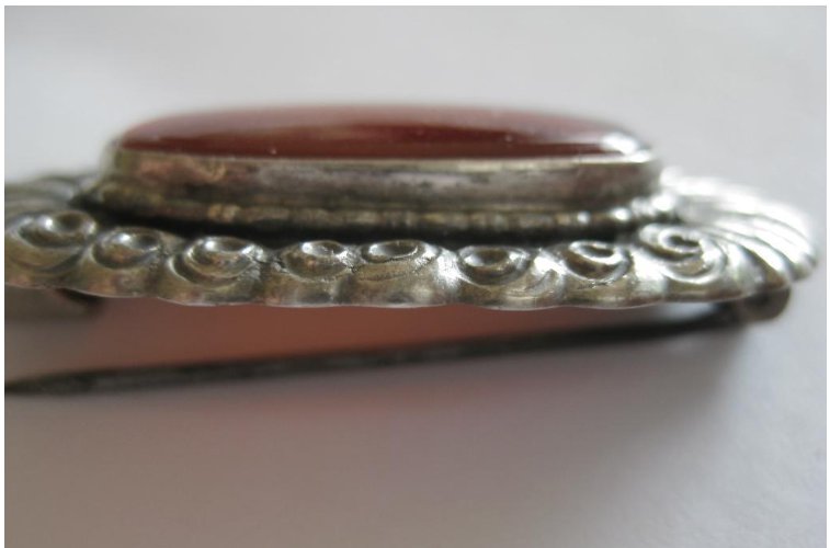 ANTIKE JUGENDSTIL - BROSCHE in Silber mit Karneol