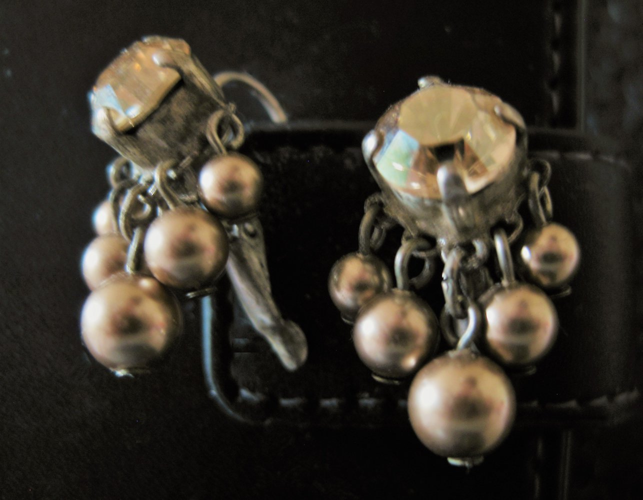 KONPLOTT !!! sehr süße, originelle Ohrhänger im GOLD / BRONZE - TON