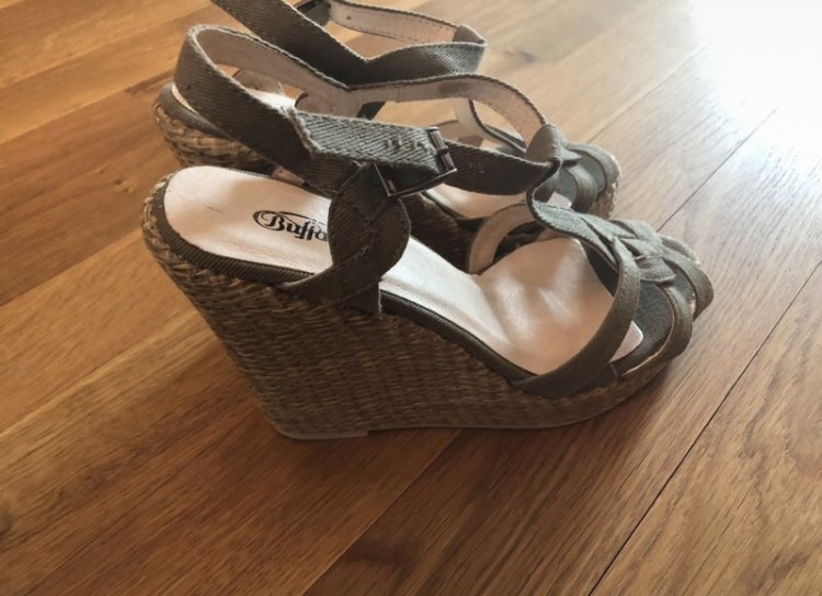 Buffalo Sandalen (Keilabsatz)