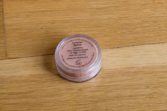 ChriMaLuxe Minerals Corrector Apricot
