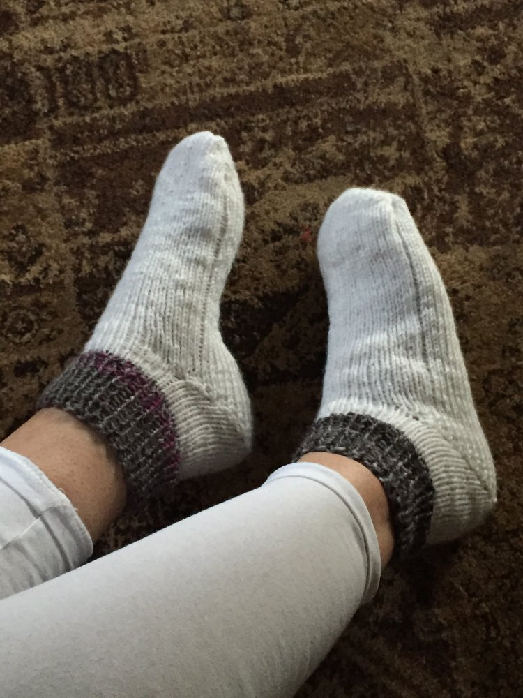 Sneaker Socken Gr 38-40 handgestrickt