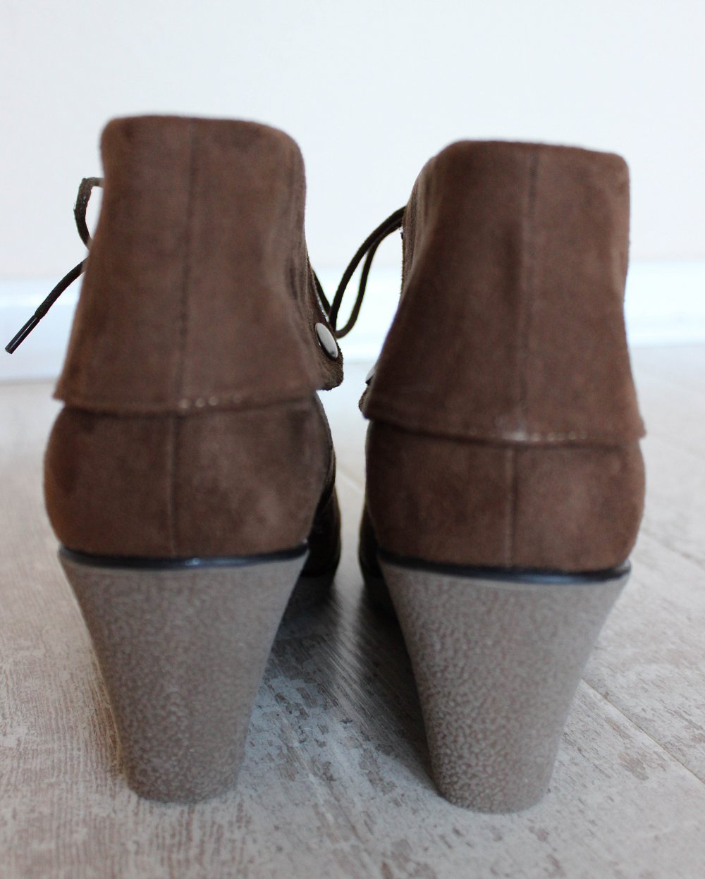 Keilabsatz Ankle Boots Wedges Stiefelette Braun NEU!!