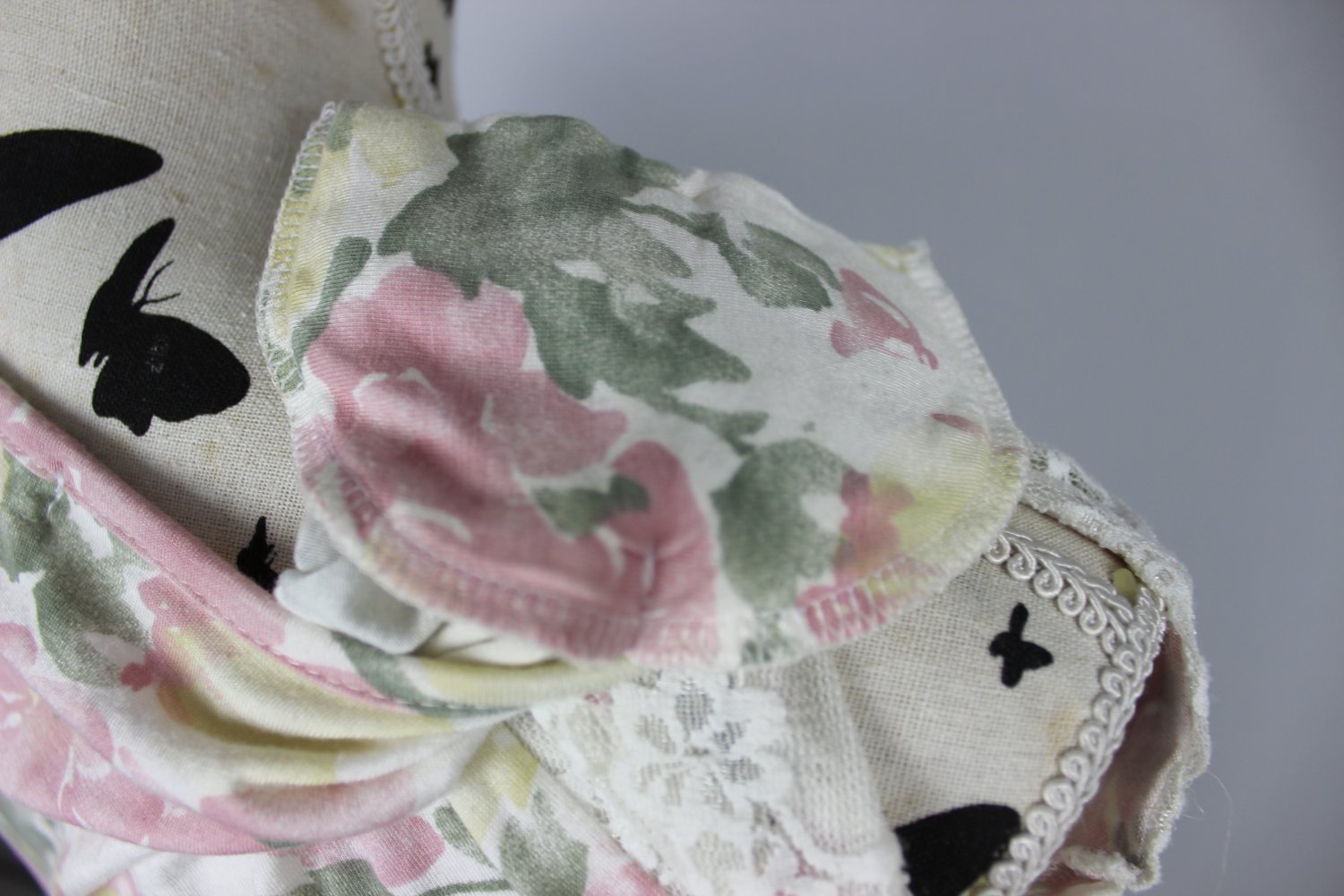 Blümchen T-Shirt von Ichi L