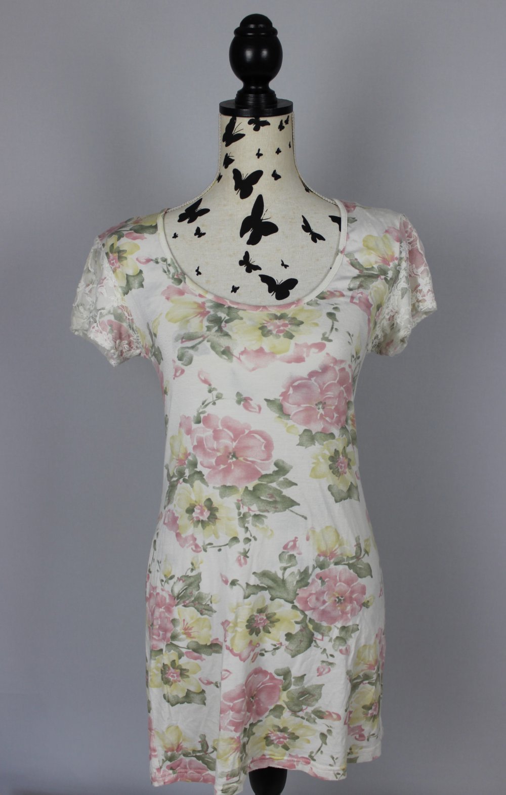 Blümchen T-Shirt von Ichi L