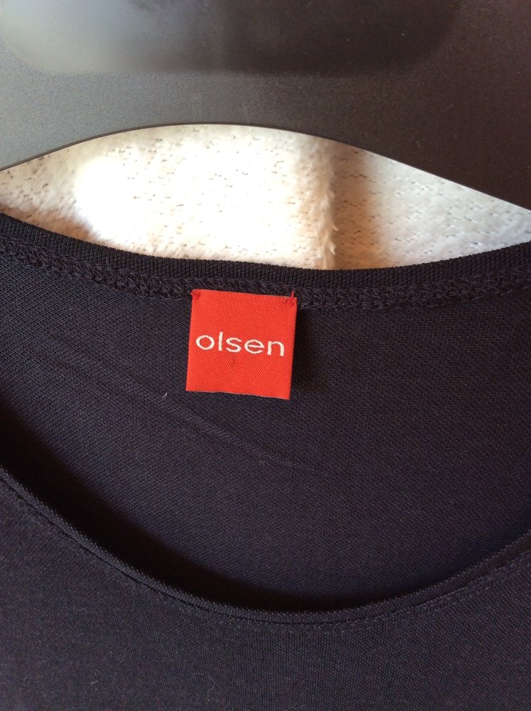 T-Shirt in dunkelblau