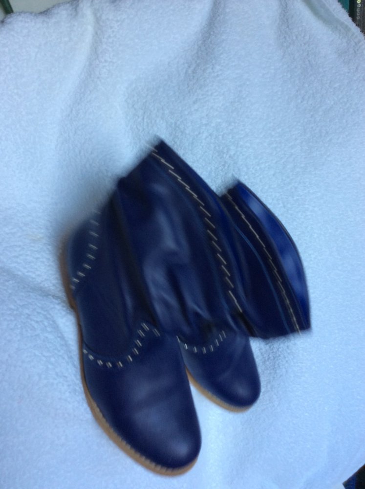 royalblaue Stifeletten