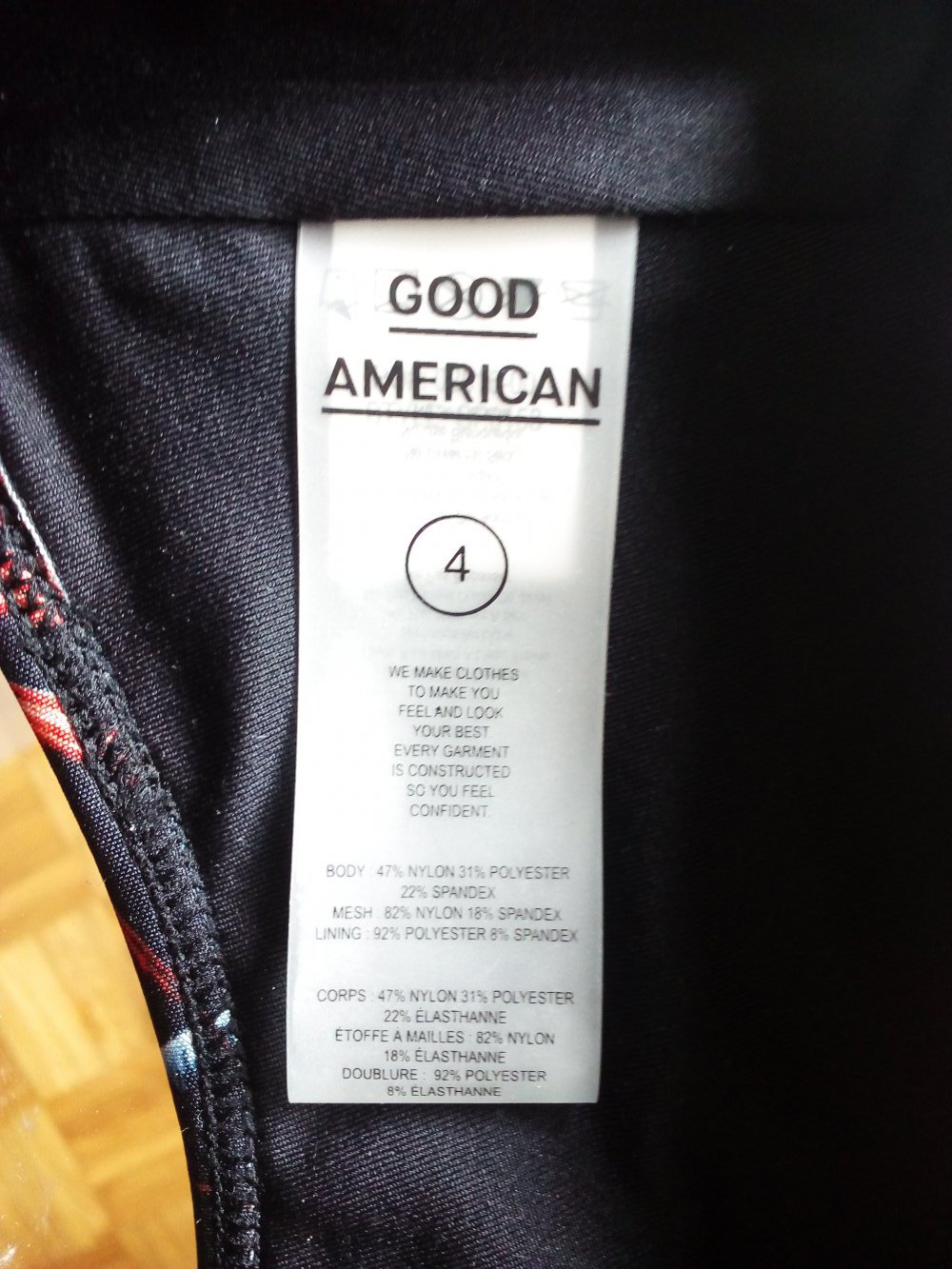 GOOD AMERICAN Sports Bra Size 4 (XL)