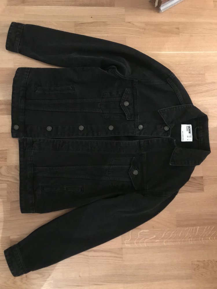 Schwarze Jeansjacke