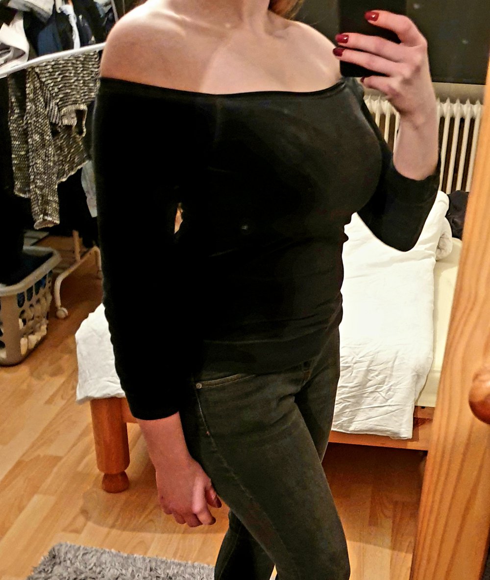 Schulterfreier Nici Pullover by Sirens S 