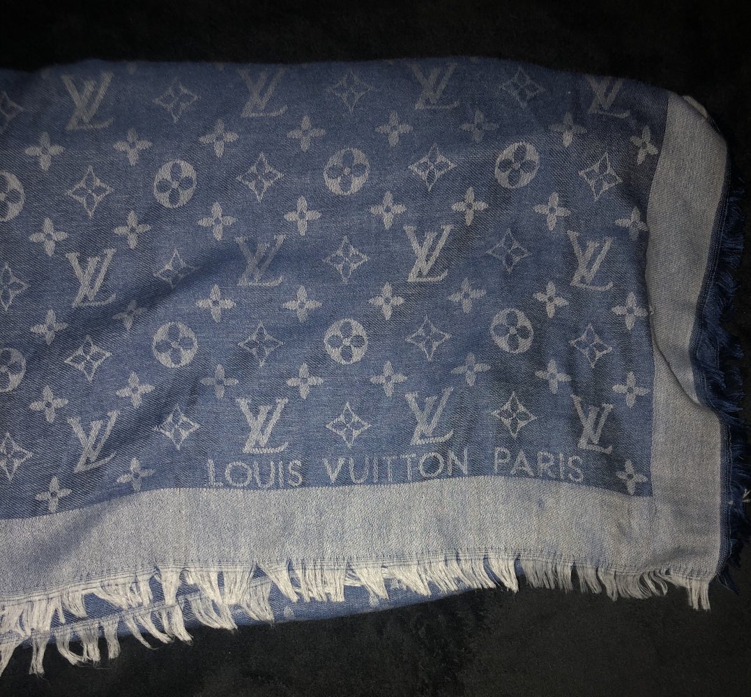 Louis Vuitton Monogram Schal 