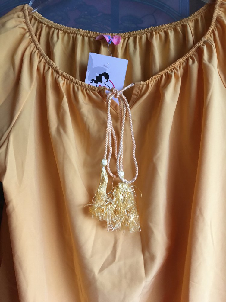 Bluse mit Carmen Ausschnitt 