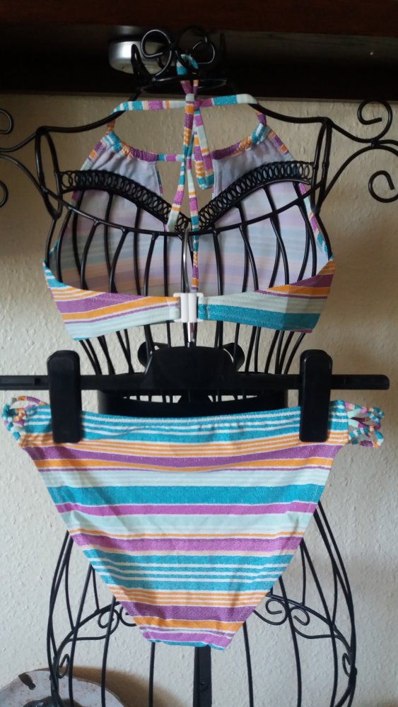 Mädchen gestreiftes Bustier Bikini Gr. 146-158, 12-13 Jahre