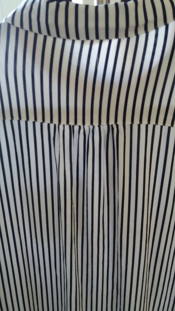 H&M Mädchen gestreift weiß-schwarz Hemd Gr.158 12-13 Jahre