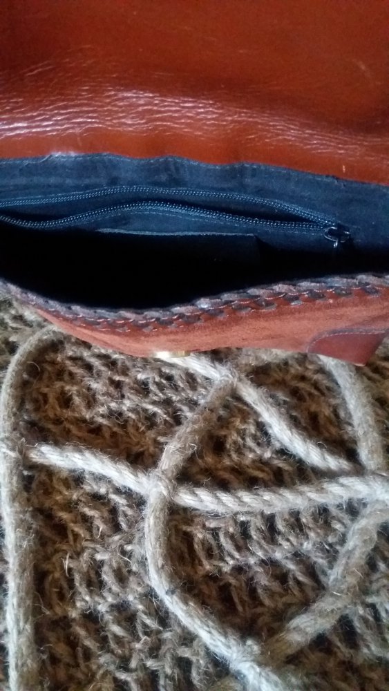 L.J.S Damen braunes Leder Umhängetasche.