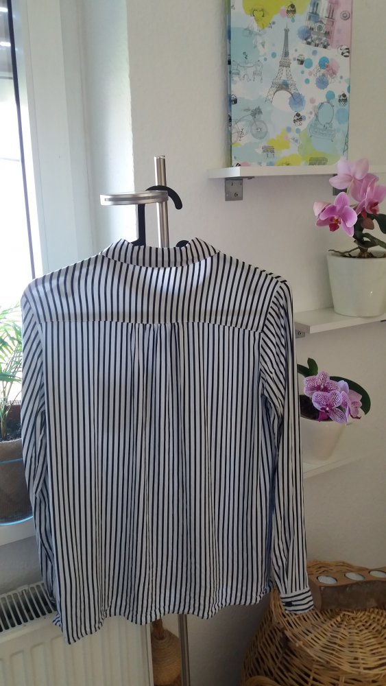 H&M Mädchen gestreift weiß-schwarz Hemd Gr.158 12-13 Jahre