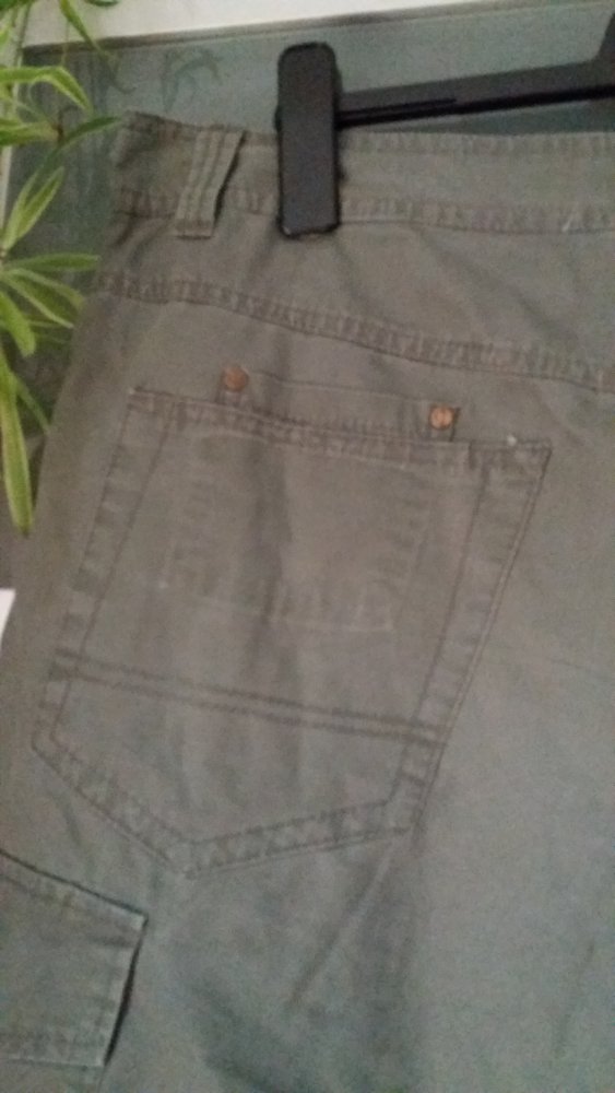 Foglie Rosse khaki Herrenshorts  Gr.48-50