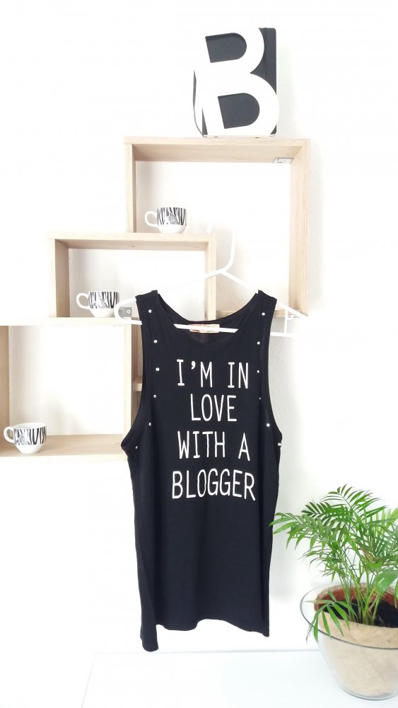 Clockhouse schwarze ärmlose Bluse Gr.M