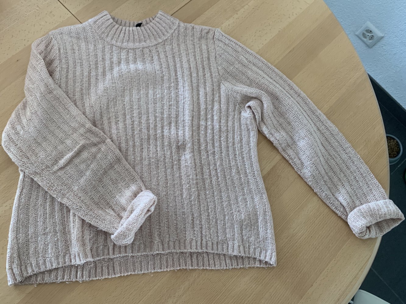 Rosa Pullover H&M