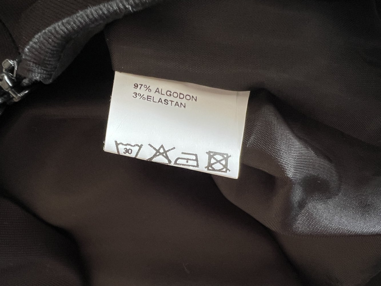 Elegante Etuikleider Größe 38 M