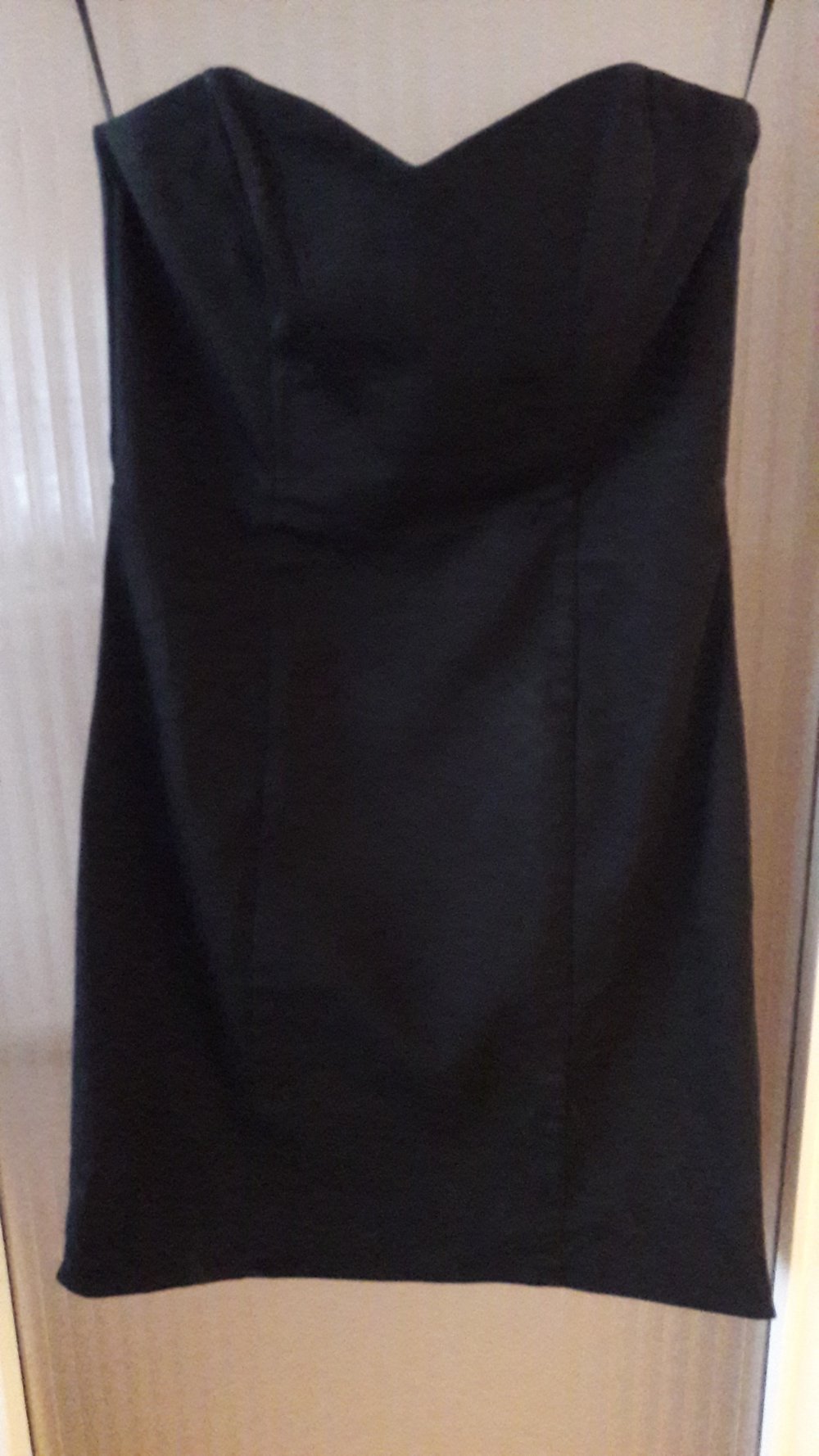 Trägerloses kleine Schwarze