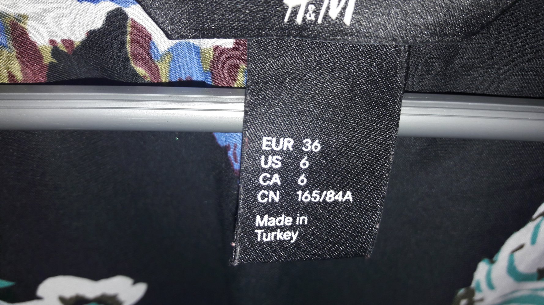 Sommerkleid luftig schwarz / bunt mit Blumenmuster Gr.36