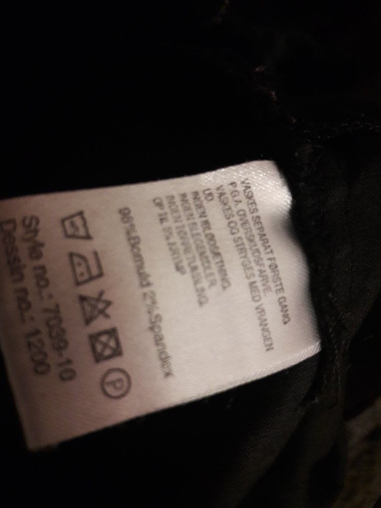 chice feminine Bluse, dickerer fester Stoff, Winterbluse