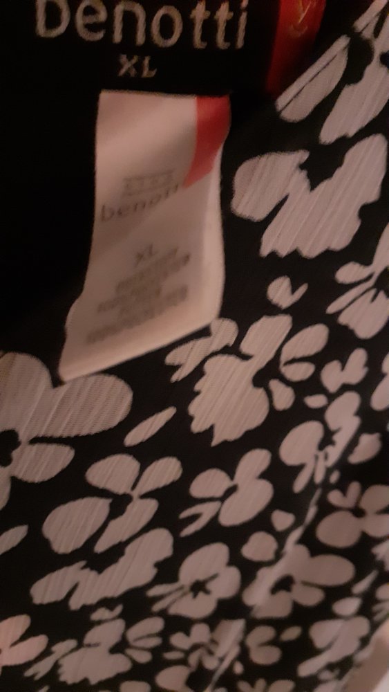 Sommerkleid mit Blümchen