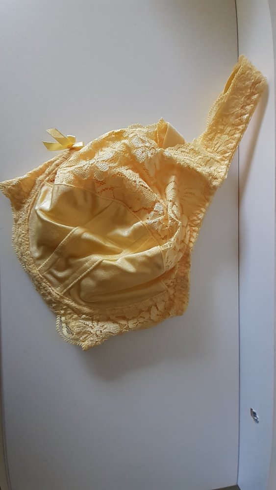 Gelber BH 75D oder 80D