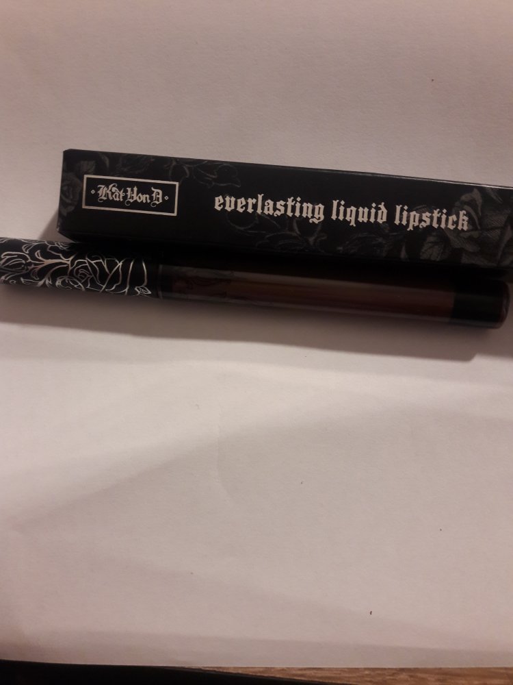 Kat von D Everlasting Liquid Lipstick Crucifix
