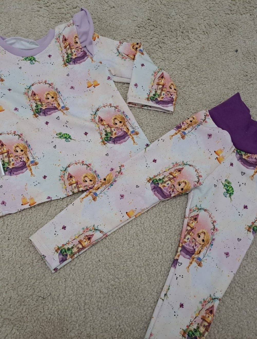 Kleidungsset (Langarmshirt und Leggings) gr 86 Handmade (Rapunzel)