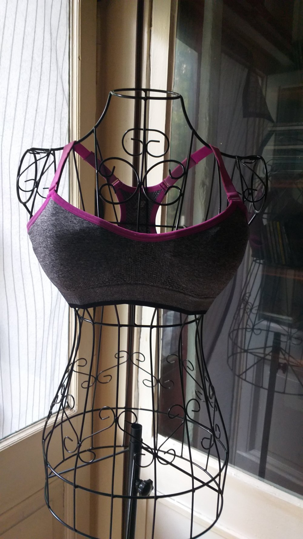 New Balance Sport BH XS