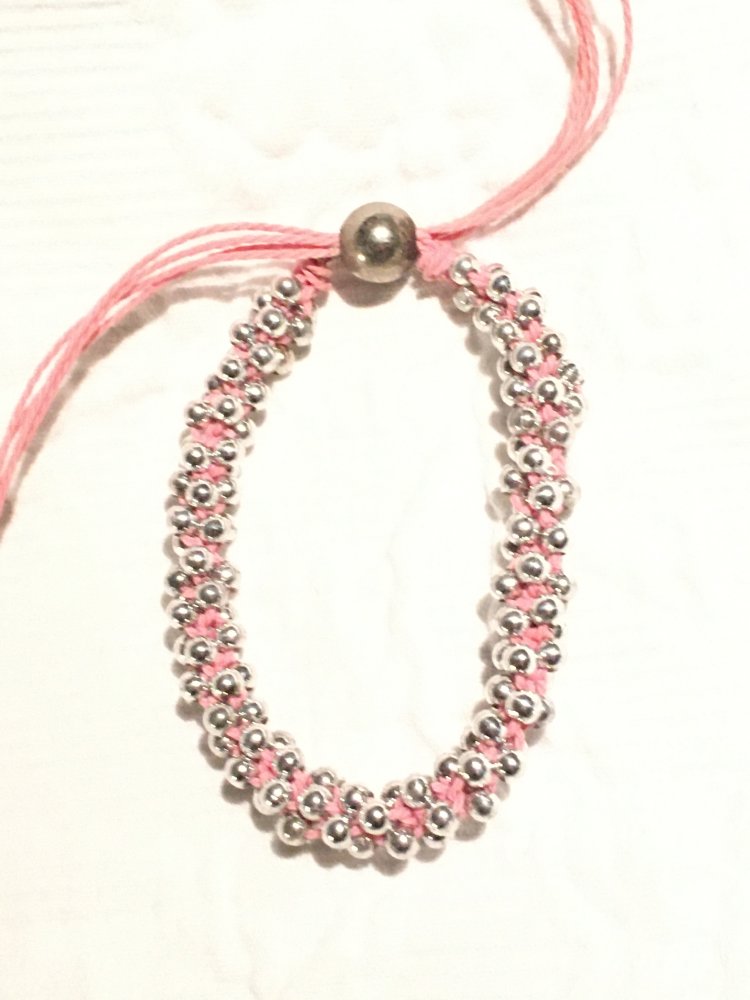 Armband rosa pink mit silber glitzernden Kugeln, one size, größenverstellbar, Freundschaftsarmband