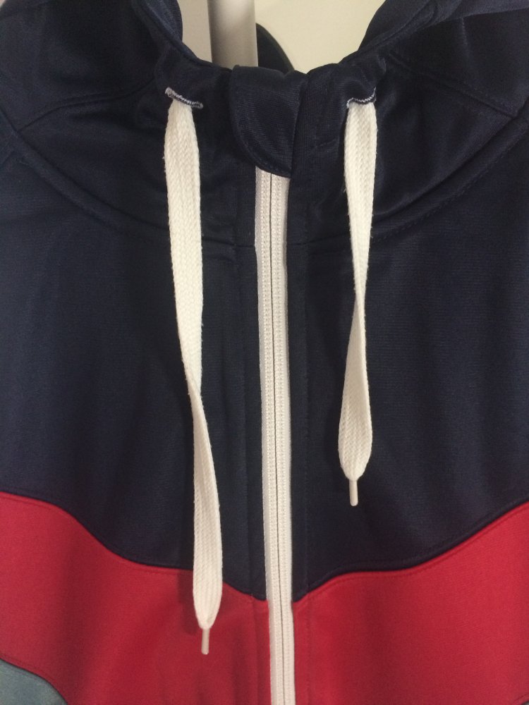 Sportjacke, Kapuzenjacke, Trainingsjacke