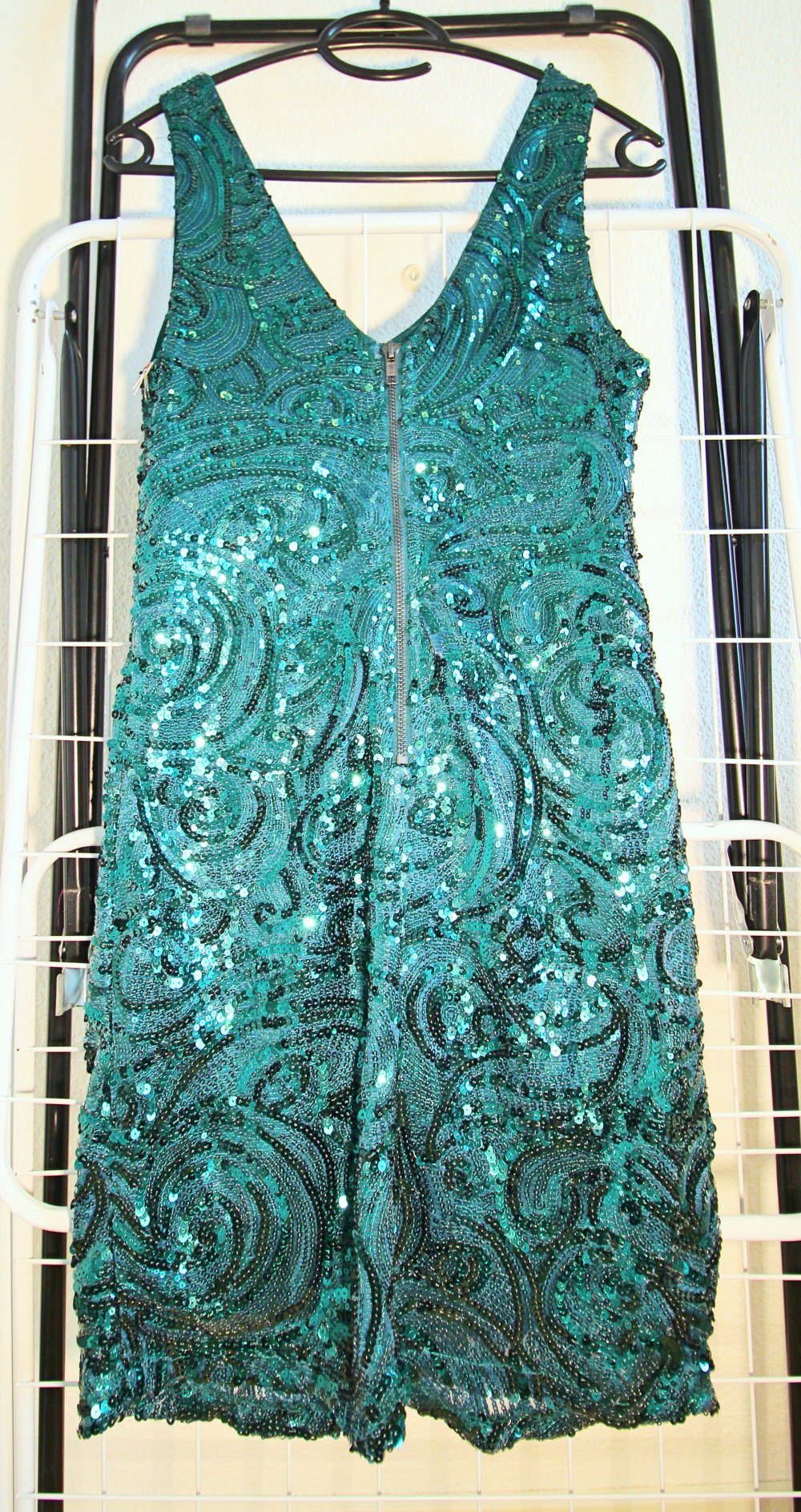 Forever 21 green sequin dress / grünes Paillettenkleid / robe verte à paillettes / abito verde paillettes