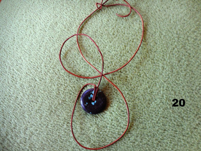 Türkis Natur Donut-Anhänger auf Kordel