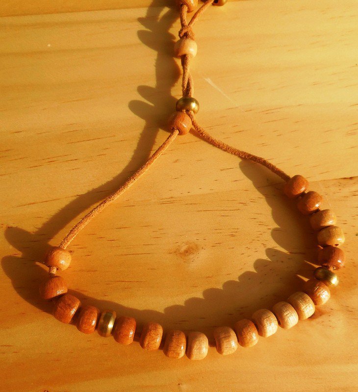    Armband Leder mit Holzkugel 