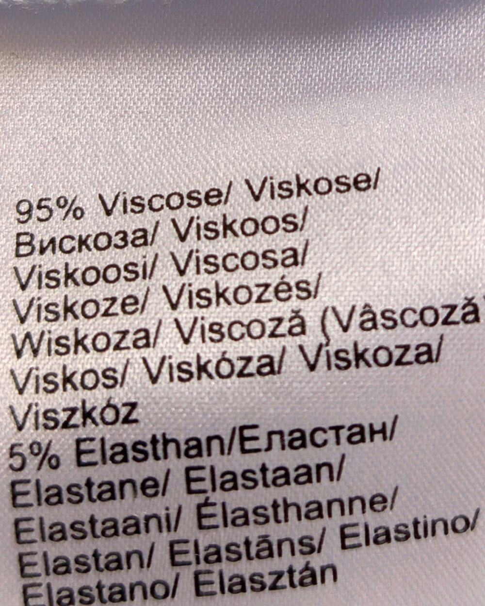 Blassblaues Langarmshirt 