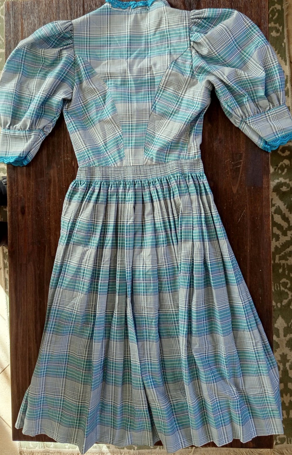 Neuwertiges Krüger Dirndl 
