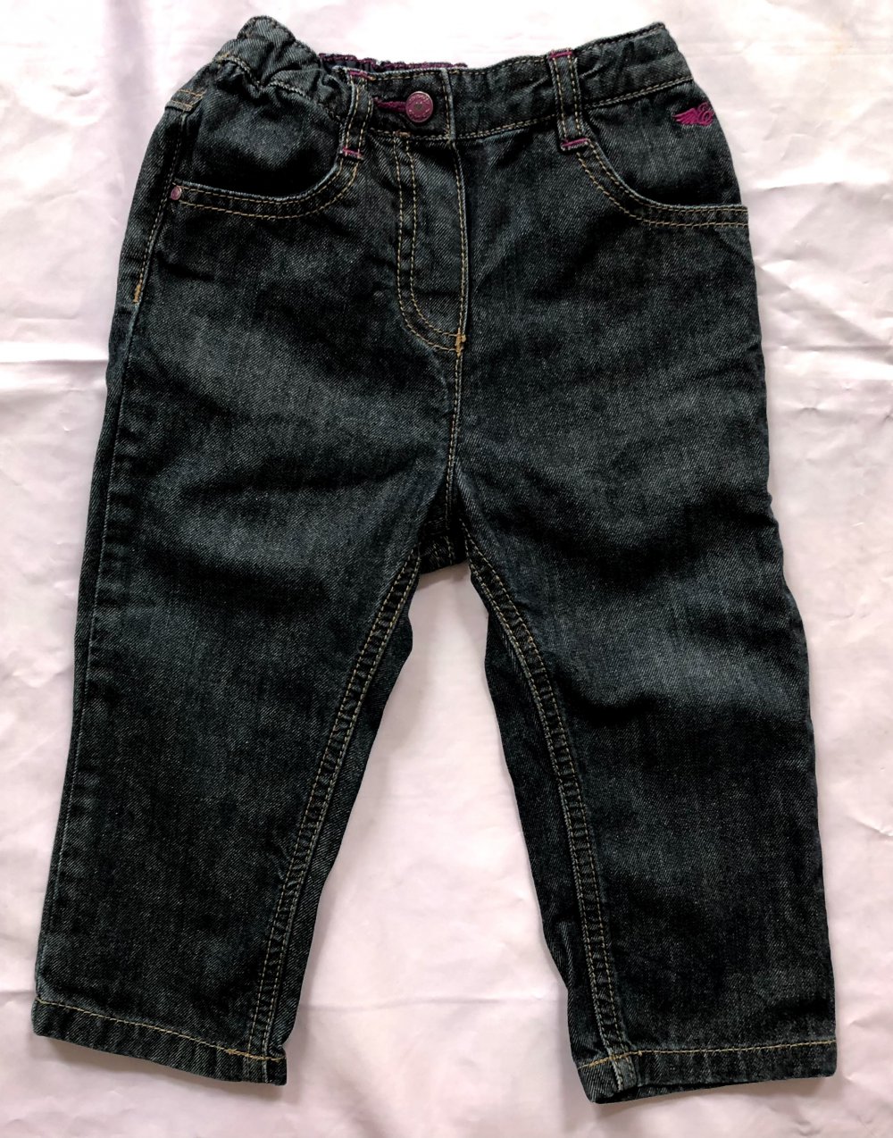 Neue und nie getragene Schwarze Jeans von marke ESPRIT. Gr 74