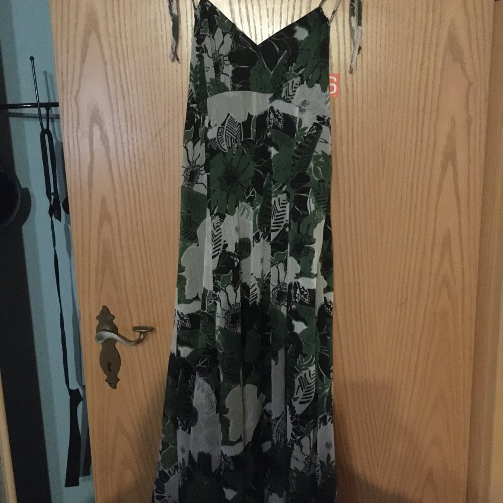 Kleid Rückenfrei grün Zero