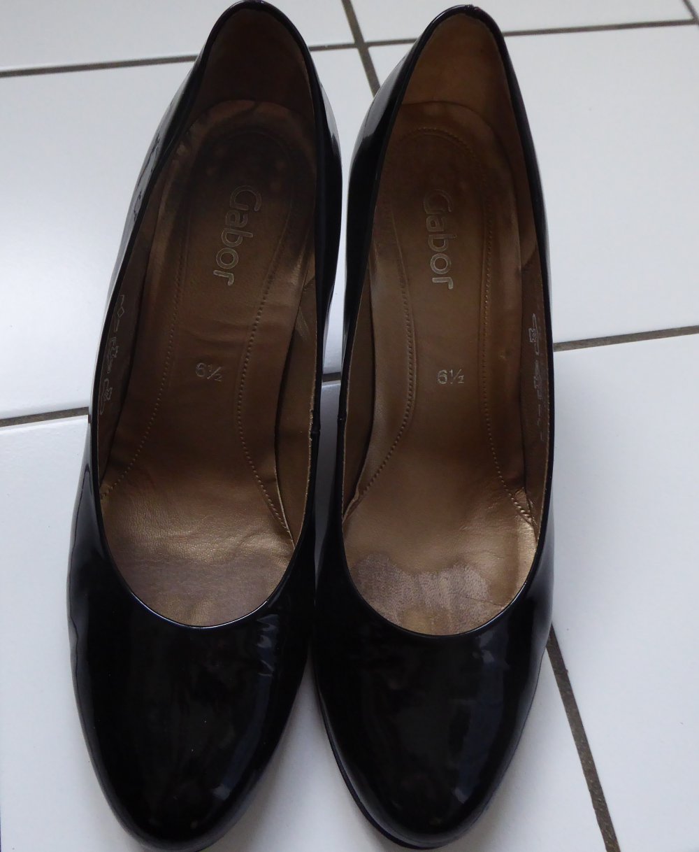 Pumps - Gabor - Gr. 6 1/2 schwarz mit roter Sohle