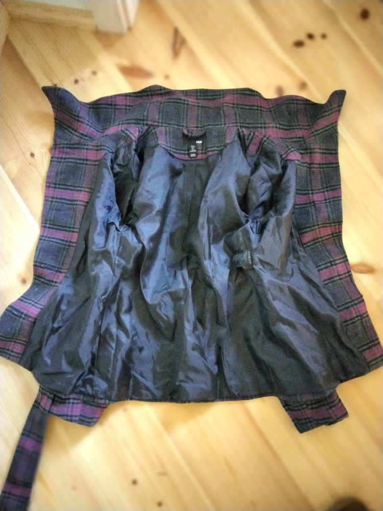 Chice Damenjacke mit Gürtel von H&M 