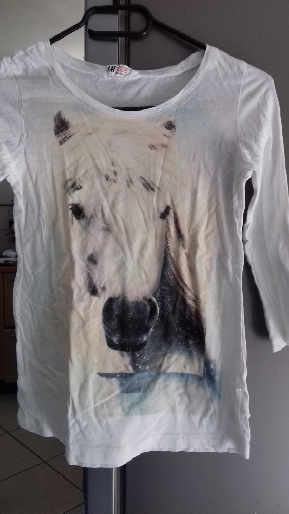 H&M Shirt Gr. 146/152 € 2,--