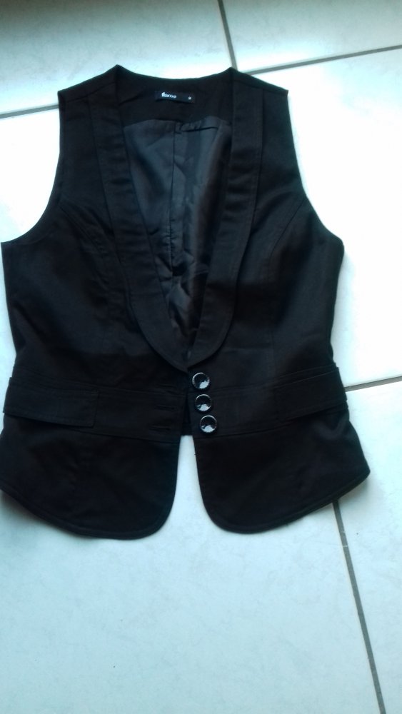 schwarze kurze Weste Gr. M von flame € 3,--