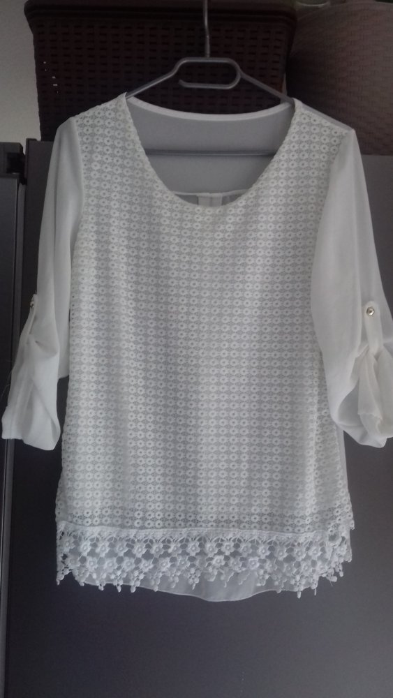 schönes Oberteil Gr. 38 € 3,--