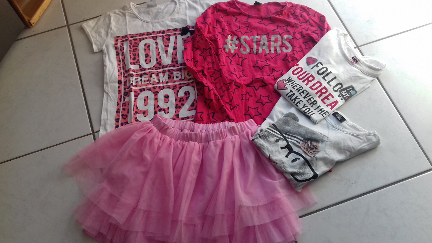 17teiliges Mädchen-Paket Gr. 152/158 zusammen € 15,--