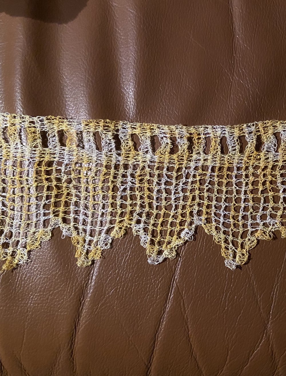 Gardine dünn gelb/weiß neu