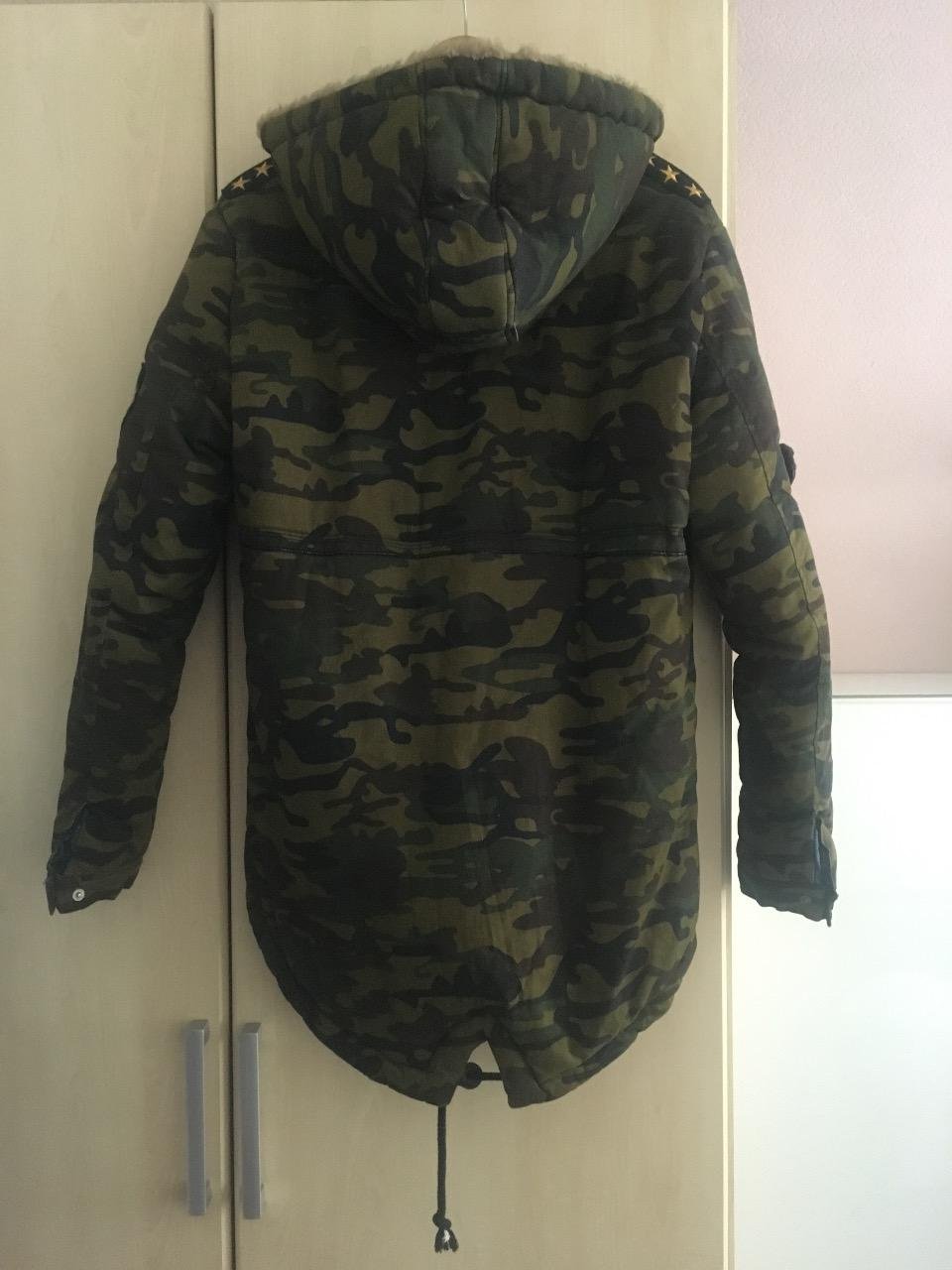 Jungen Kapuzenjacke  mit Flecktarn Gr. XXL top Zustand!