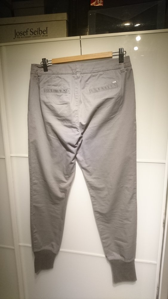 Esprit Hose mit Bündchen am Knöchel