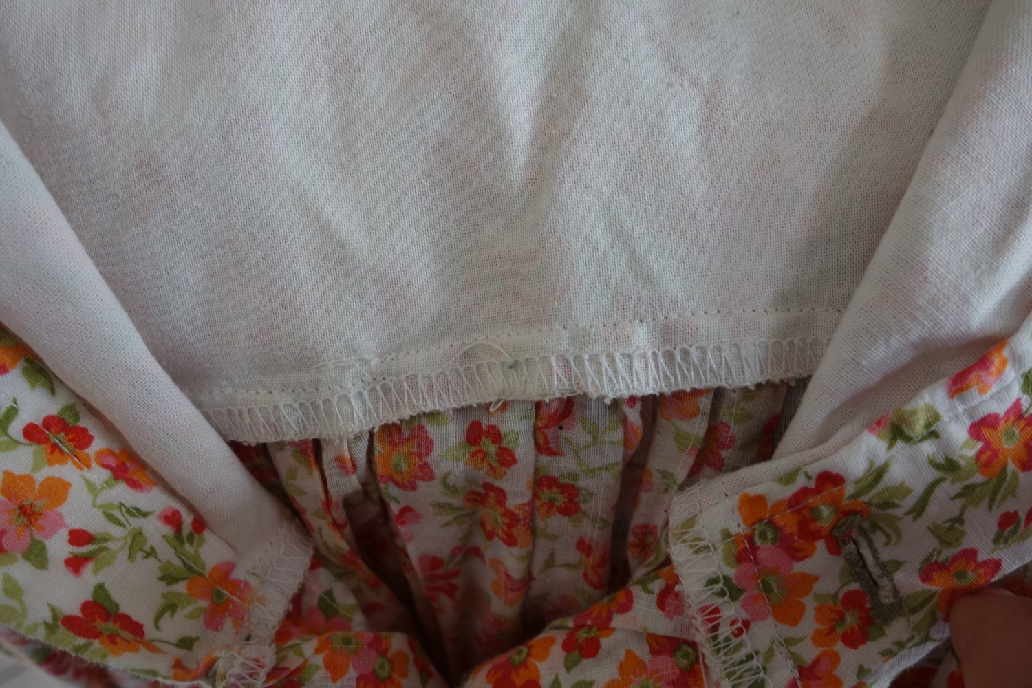 Kleid handmade geblümt 3-4 Jahre orange